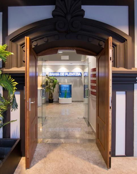 Hotel Boutique Bahia De פלנסיה מראה חיצוני תמונה