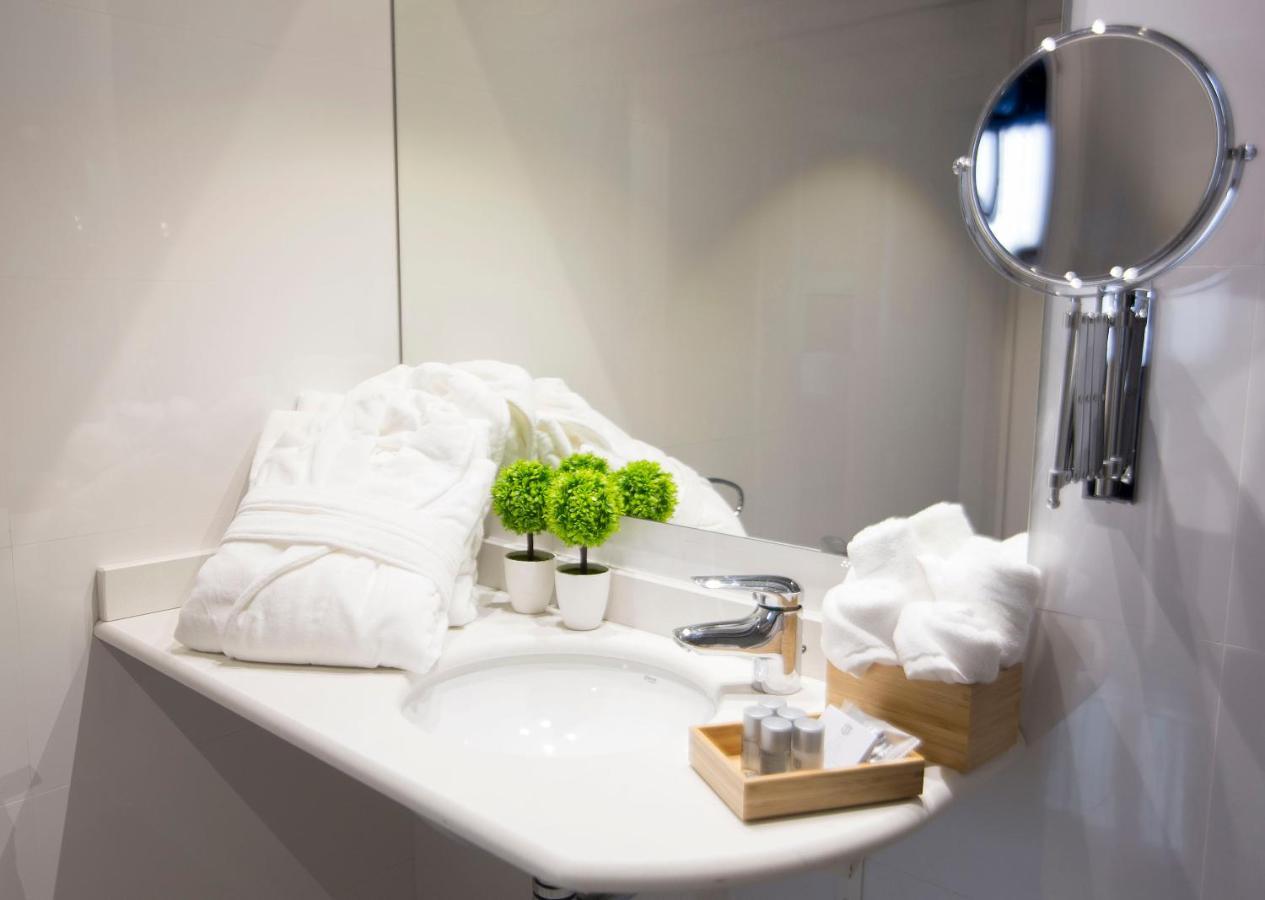 Hotel Boutique Bahia De פלנסיה מראה חיצוני תמונה