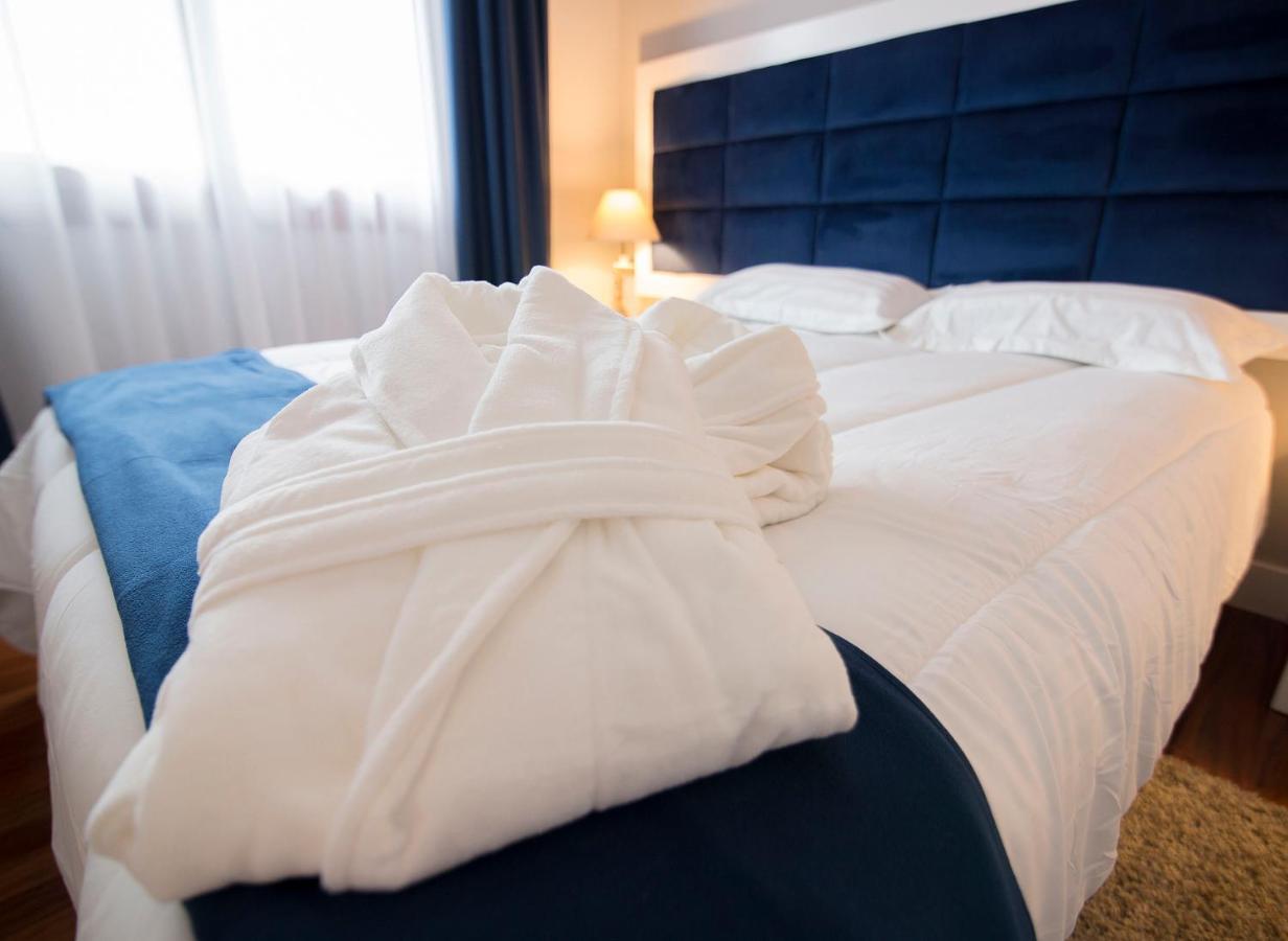 Hotel Boutique Bahia De פלנסיה מראה חיצוני תמונה