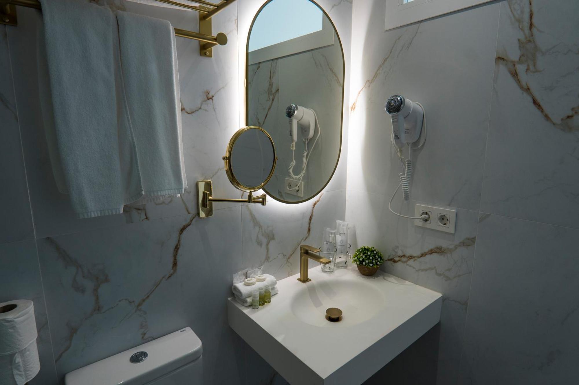 Hotel Boutique Bahia De פלנסיה מראה חיצוני תמונה